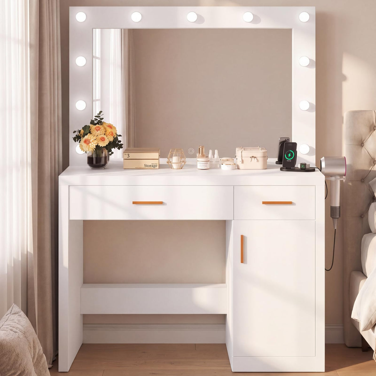 Vanity Desk with Mirror and Lights R8423