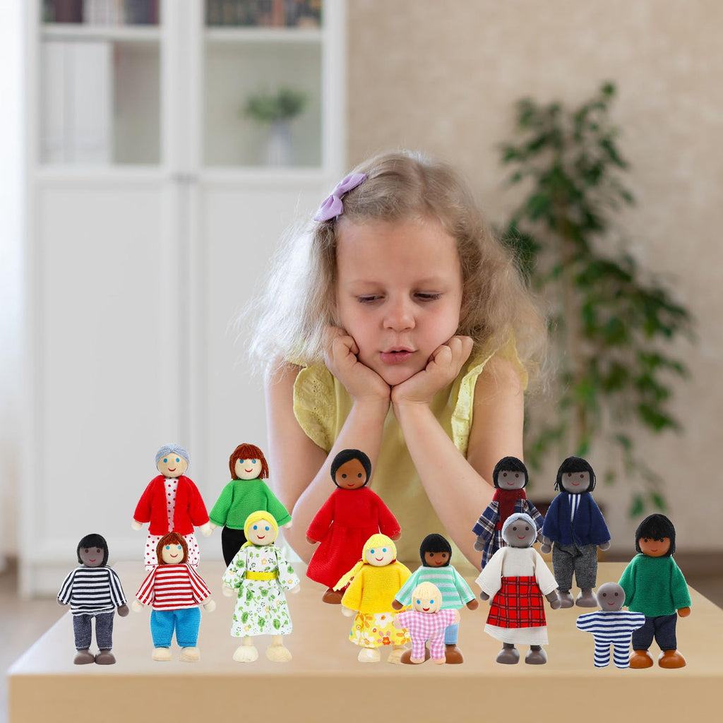 Wooden Dollhouse Family Set 23 Pieces R8629