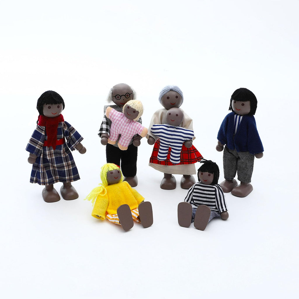 Wooden Dollhouse Family Set 23 Pieces R8629