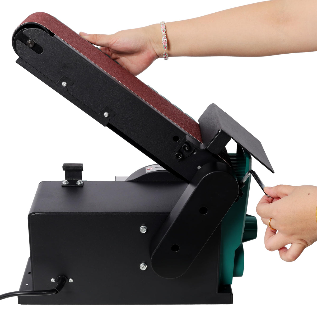 6" Disc and 4 x 36 in. Belt Sander with Aluminum Worktable U41138