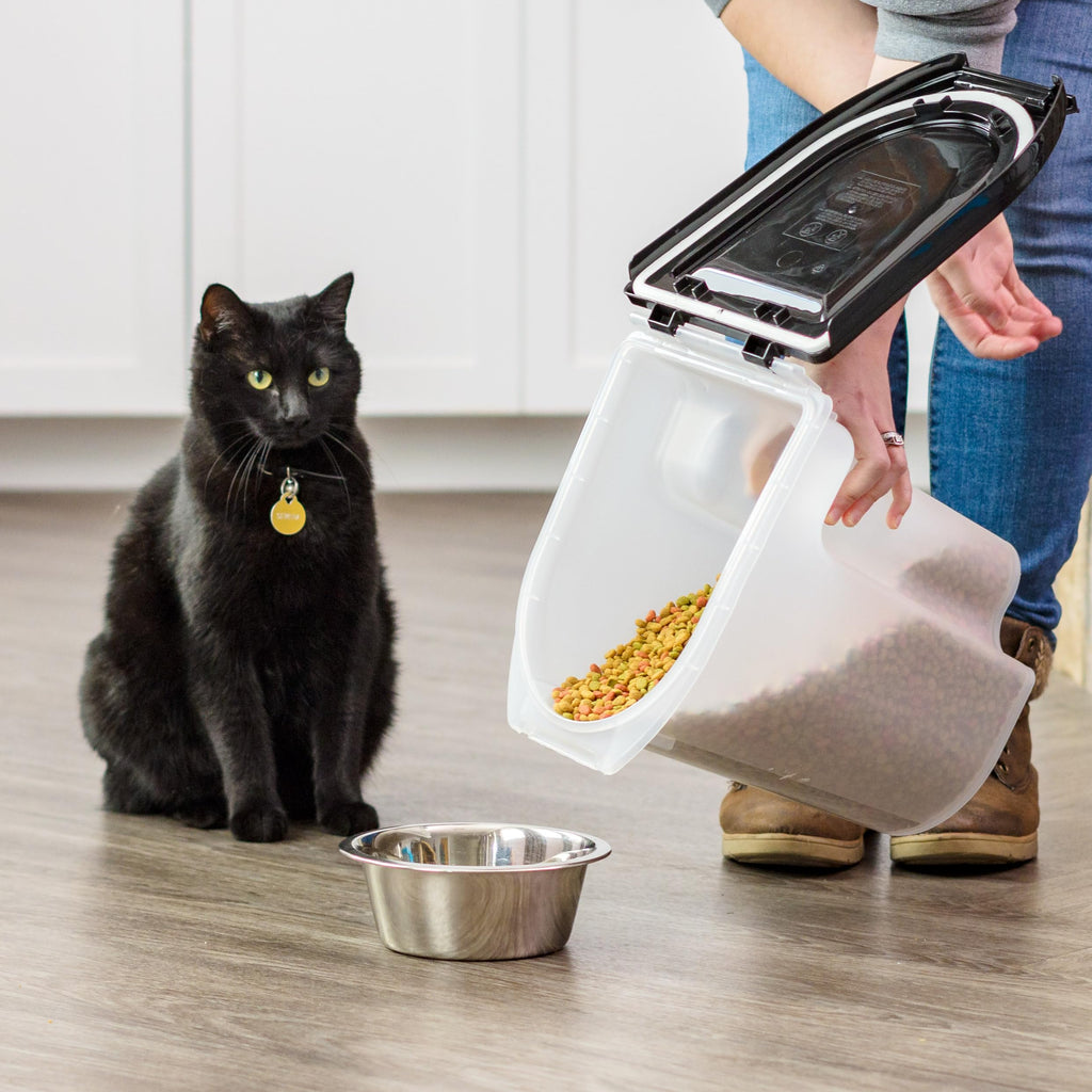 Black Dog Food Storage Container Q8328